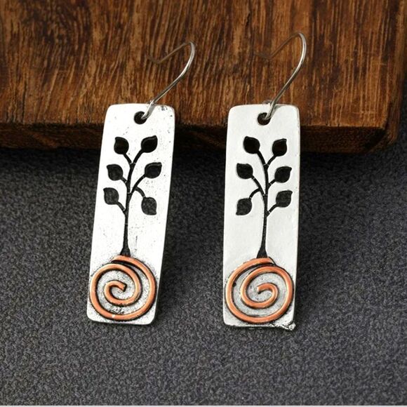 Tree stencil landscape nature inspired minimalist earrings - Picture 1 of 5
